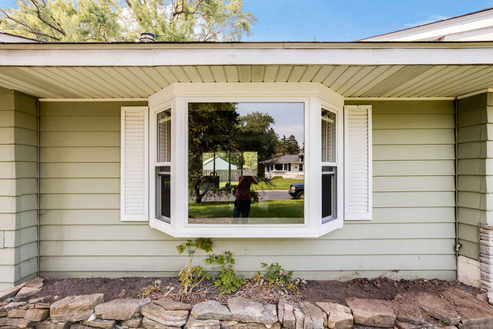 bay window exterior